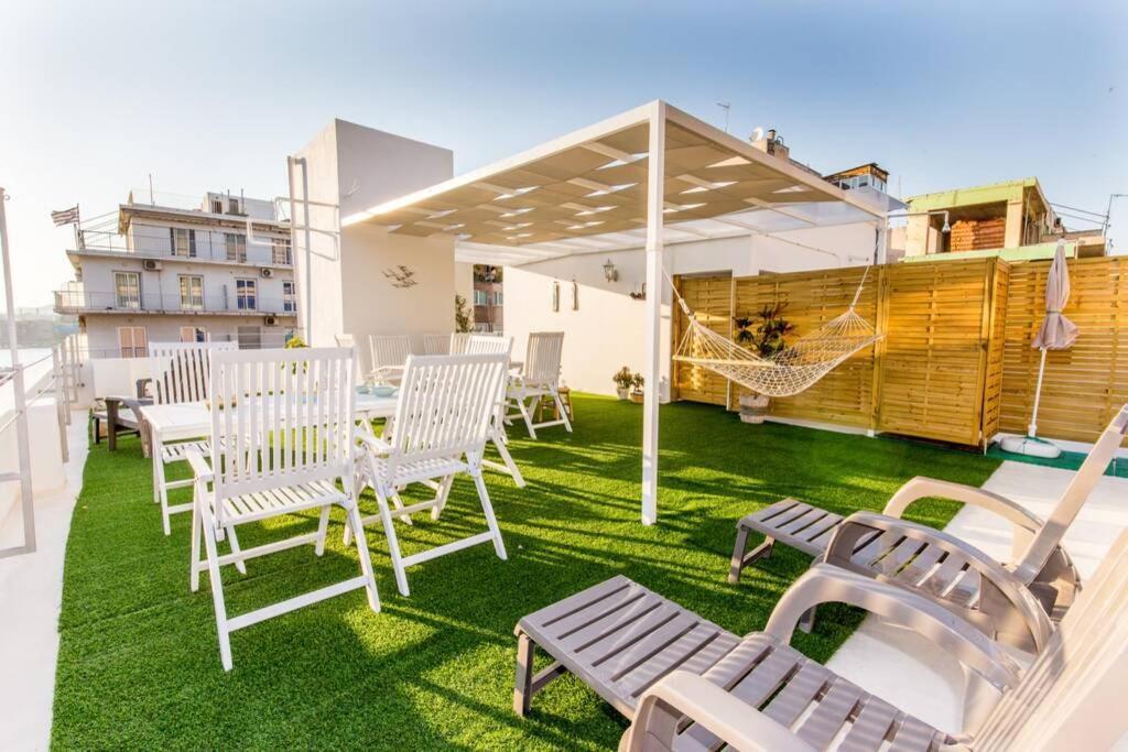 Neoclassical Flat With 2 Bedrooms In Le Pirée Extérieur photo