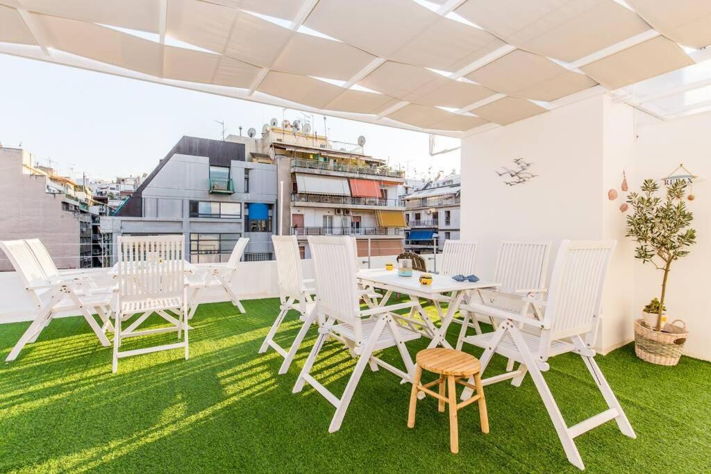 Neoclassical Flat With 2 Bedrooms In Le Pirée Extérieur photo